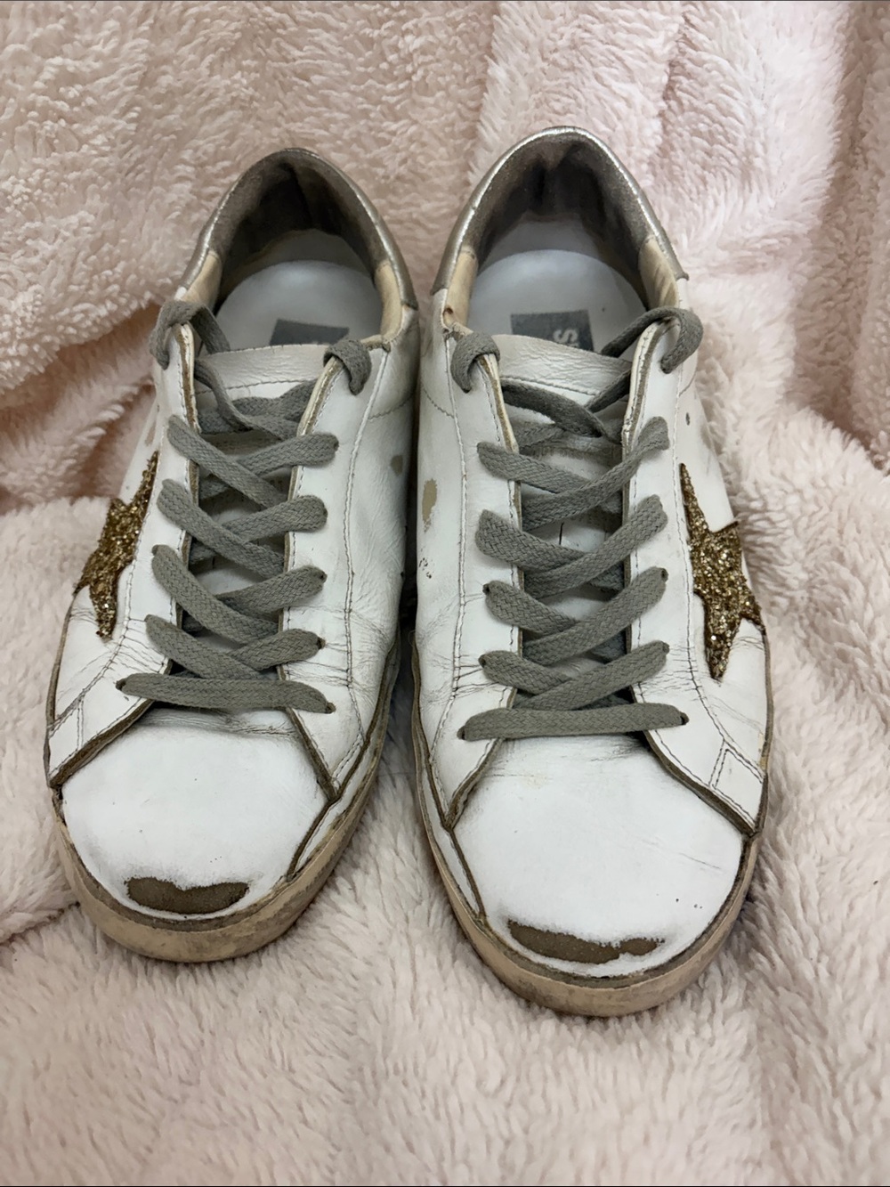 GGDB/SSTAR golden goose ladies 38, which equals to 8 1/2